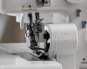 Juki MO-654DE Stitching