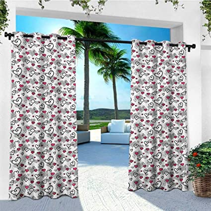 5 Best Fabrics for Outdoor Curtains