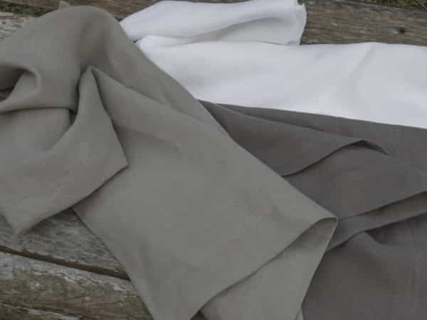 5 Best Fabrics for Tablecloths